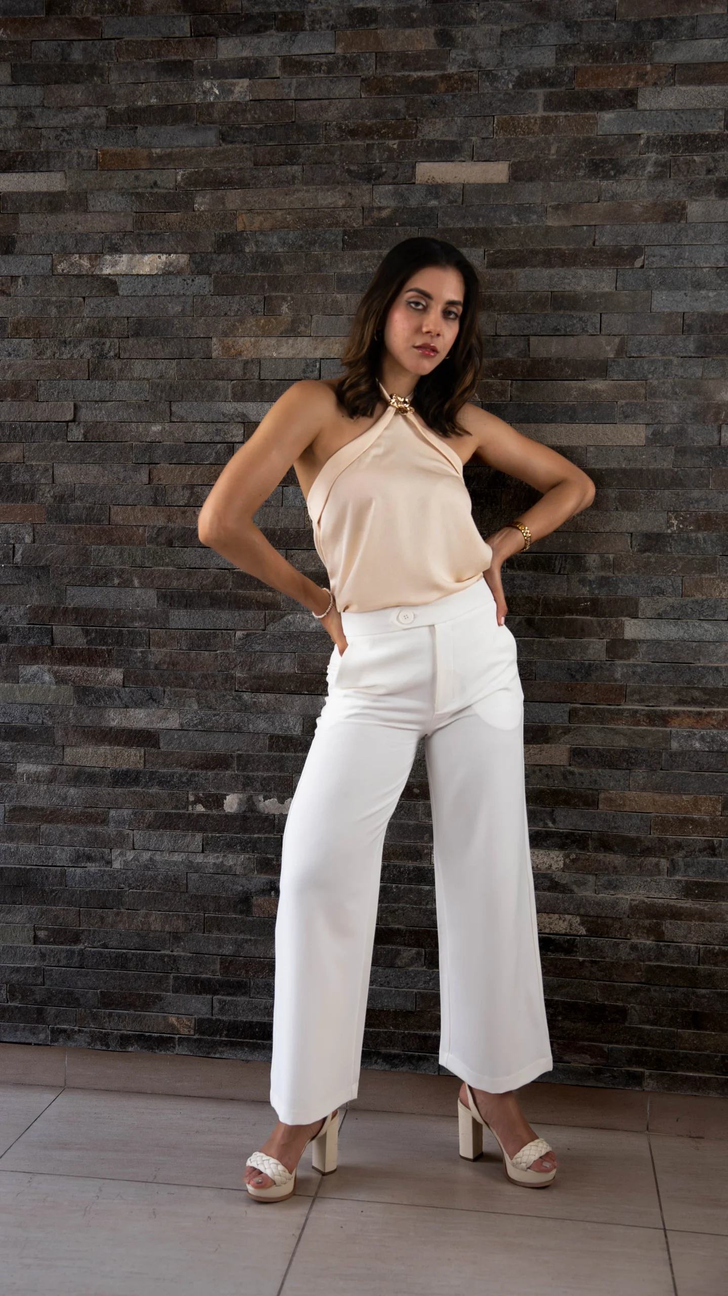Blusa Victoria Satin Sued